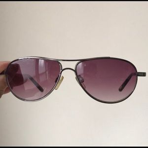 Kenneth Cole Reaction grey sunglasses